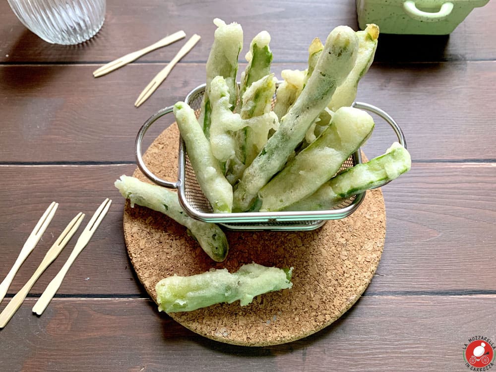 La Mozzarella In Carrozza - Asparagus tempura