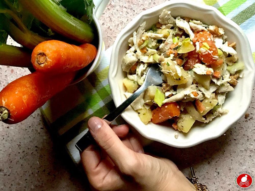 La Mozzarella In Carrozza - Cockerel salad with walnuts and vegetables