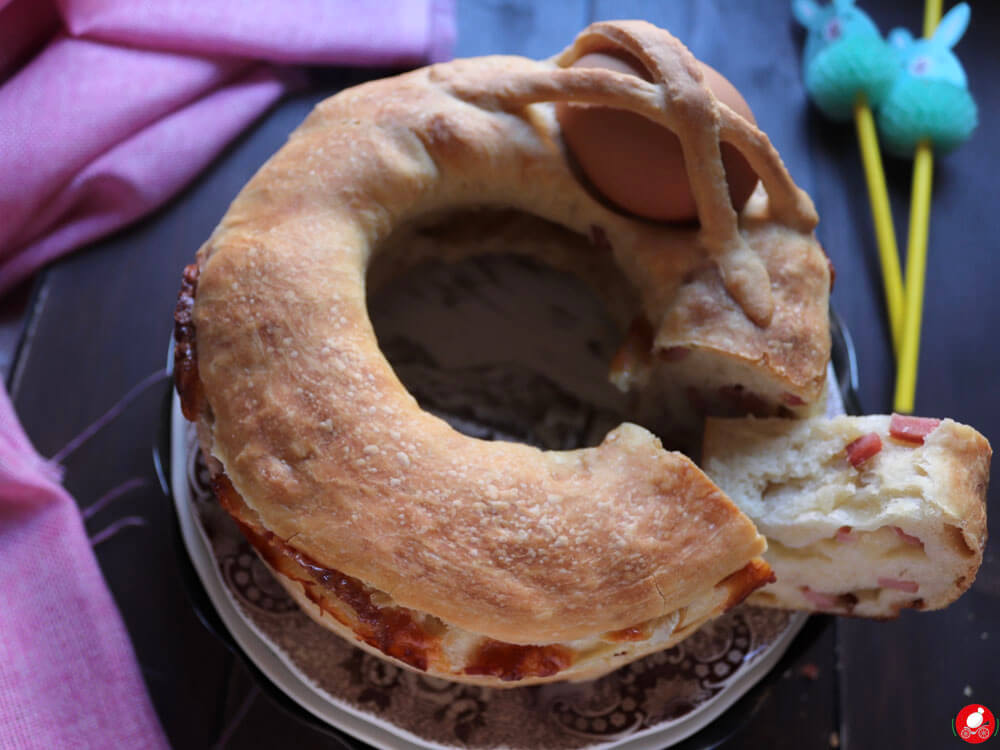 La Mozzarella In Carrozza - Casatiello