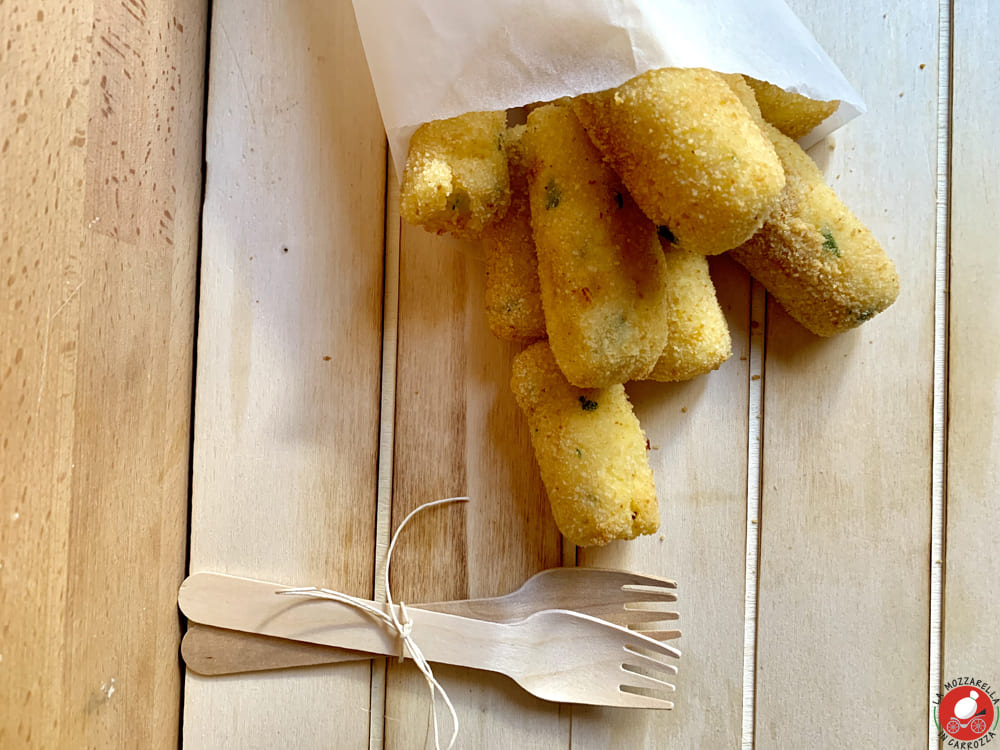 La Mozzarella In Carrozza - Potatoes croquettes