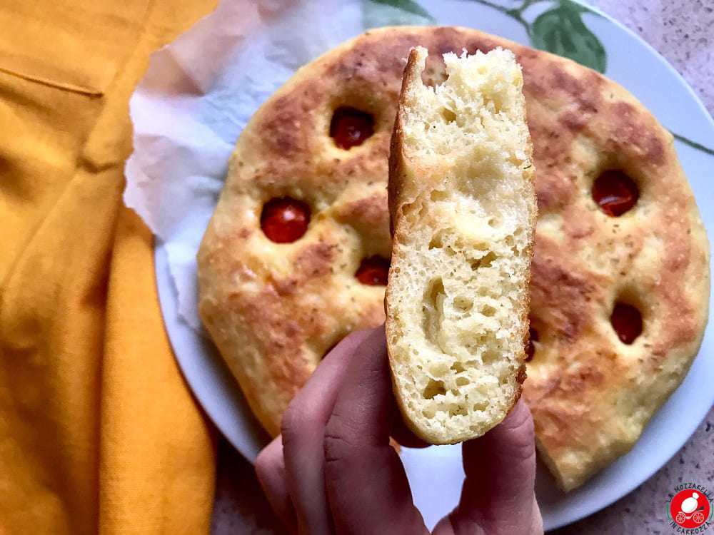 La Mozzarella In Carrozza - Focaccia pugliese