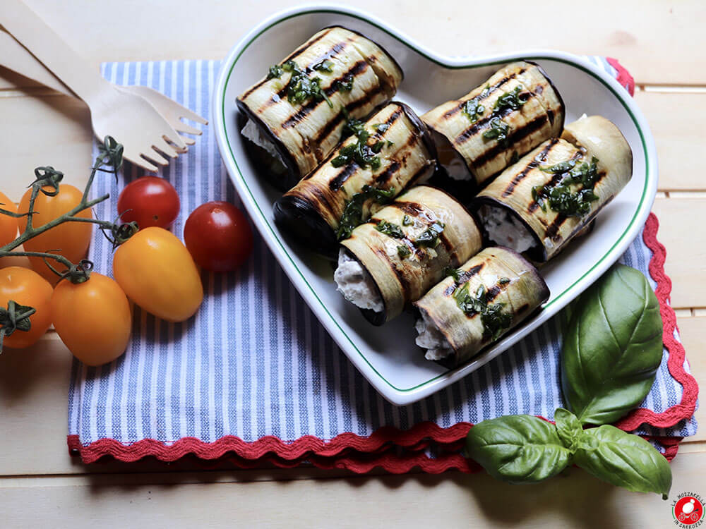 La Mozzarella In Carrozza - Involtini di melanzane estivi