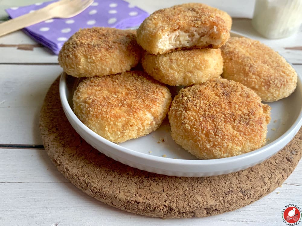 La Mozzarella In Carrozza - Crocchette ricotta e prosciutto cotto