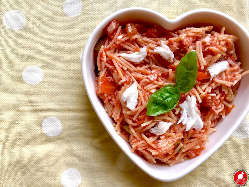 La Mozzarella In Carrozza - Spaghettini spezzati con ragù di verdure e filetto di orata