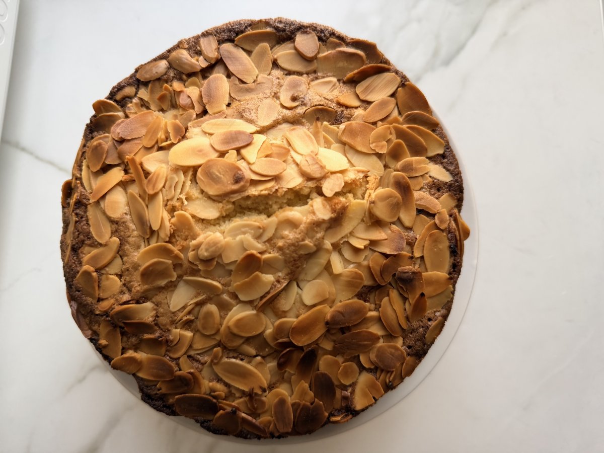 Almond croissant cake