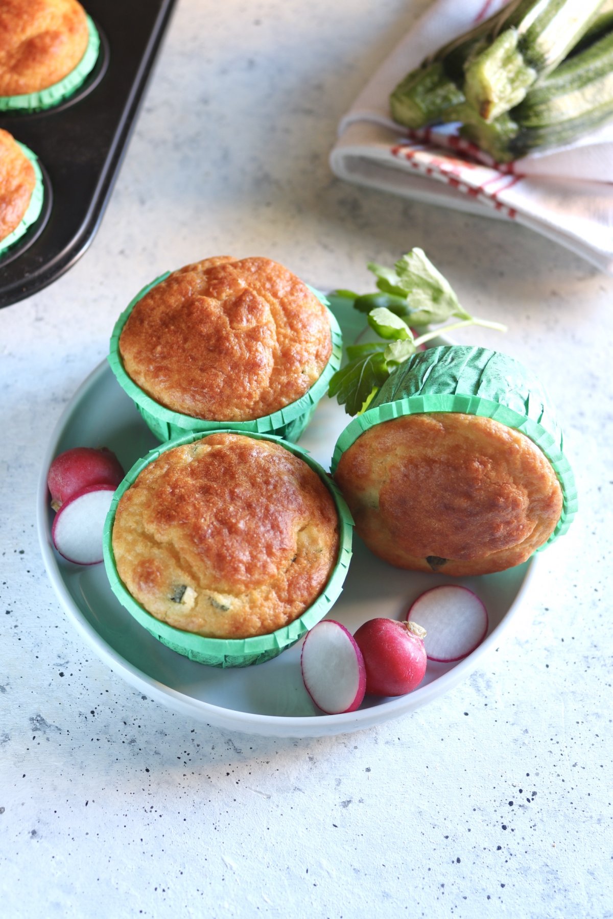 Muffins salati alle zucchine
